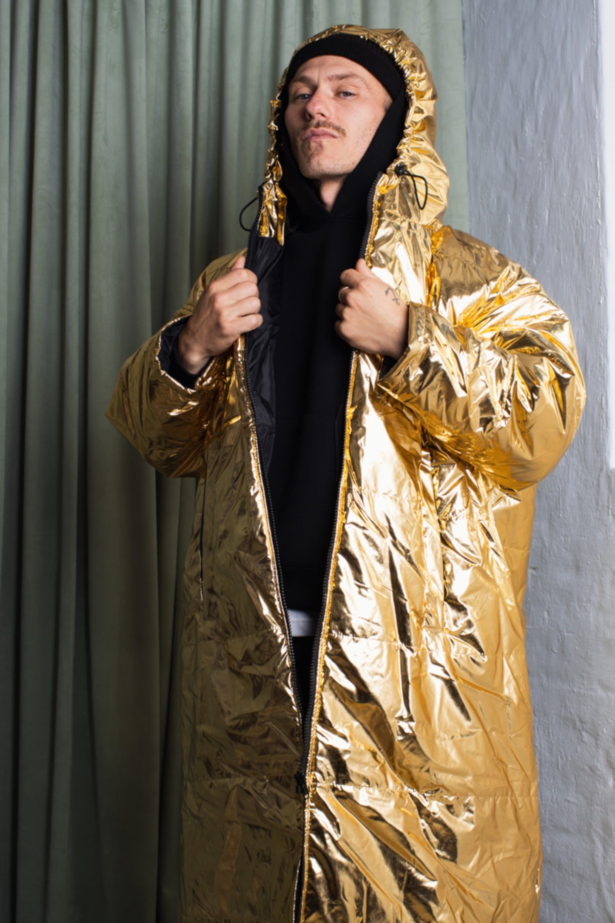 GOLDEN